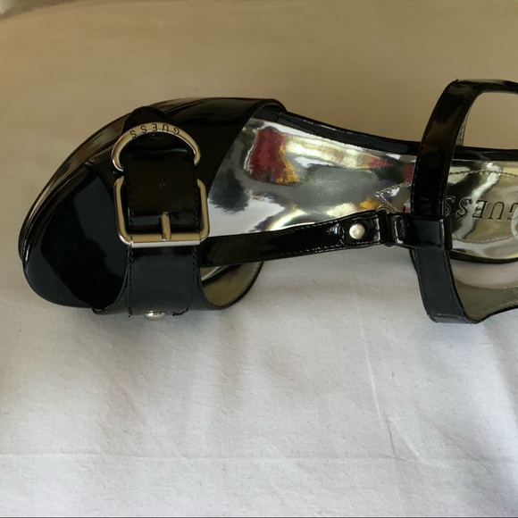 NWOT ~ GUESS Black Patent Heels - Picture 8 of 16